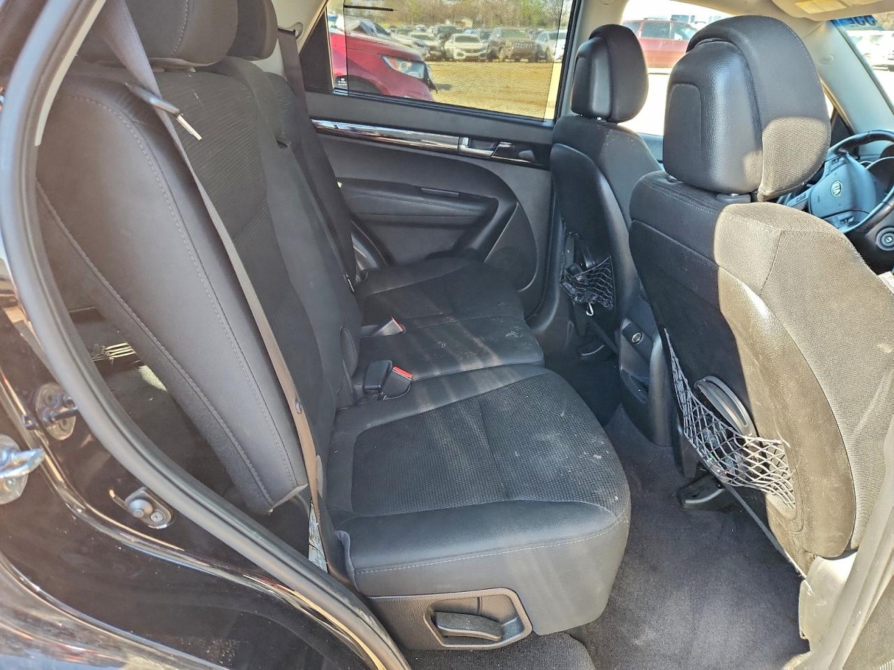 Kia Sorento Lx Image 11