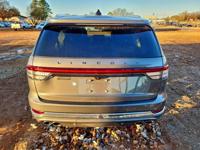 Lincoln Aviator Black Label Image 5