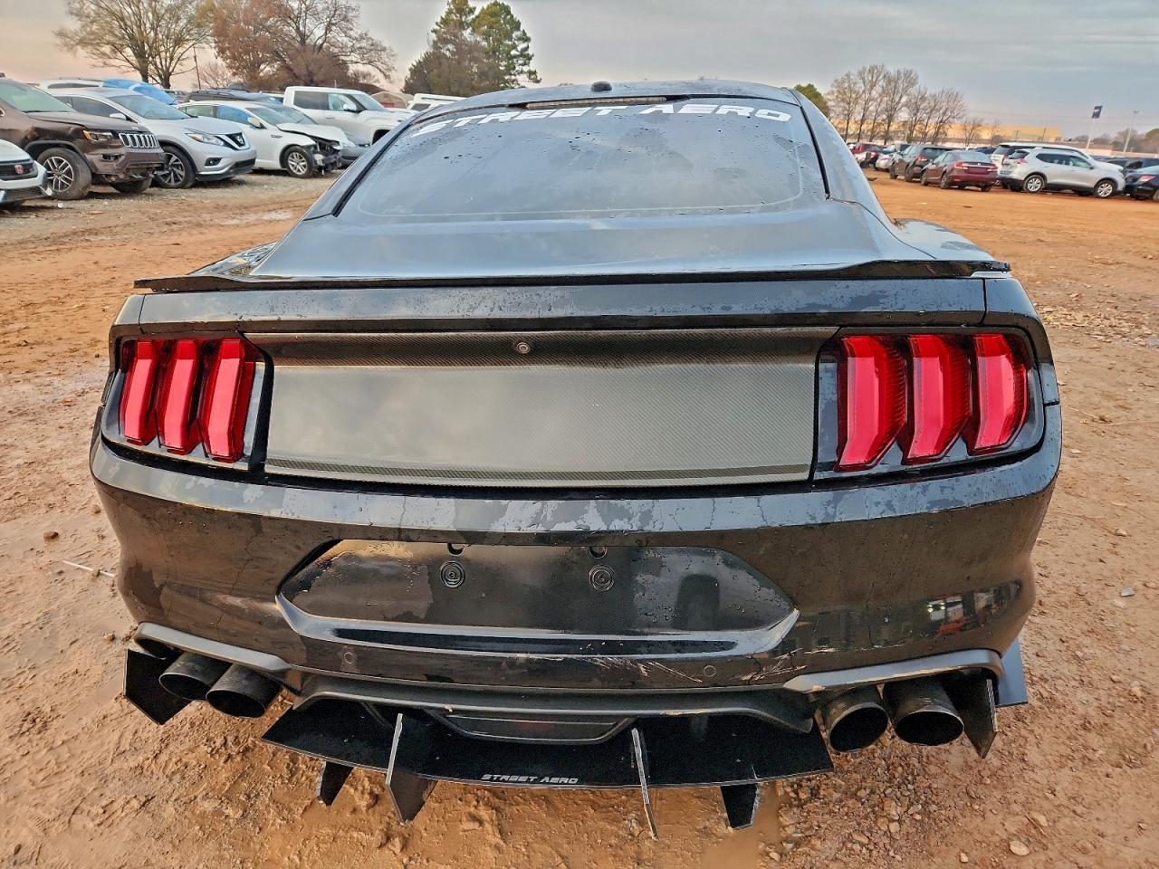 Ford Mustang Gt Image 5