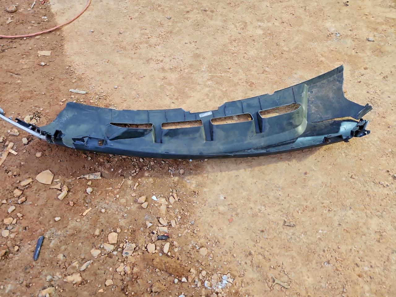 Kia Sorento Base Image 6