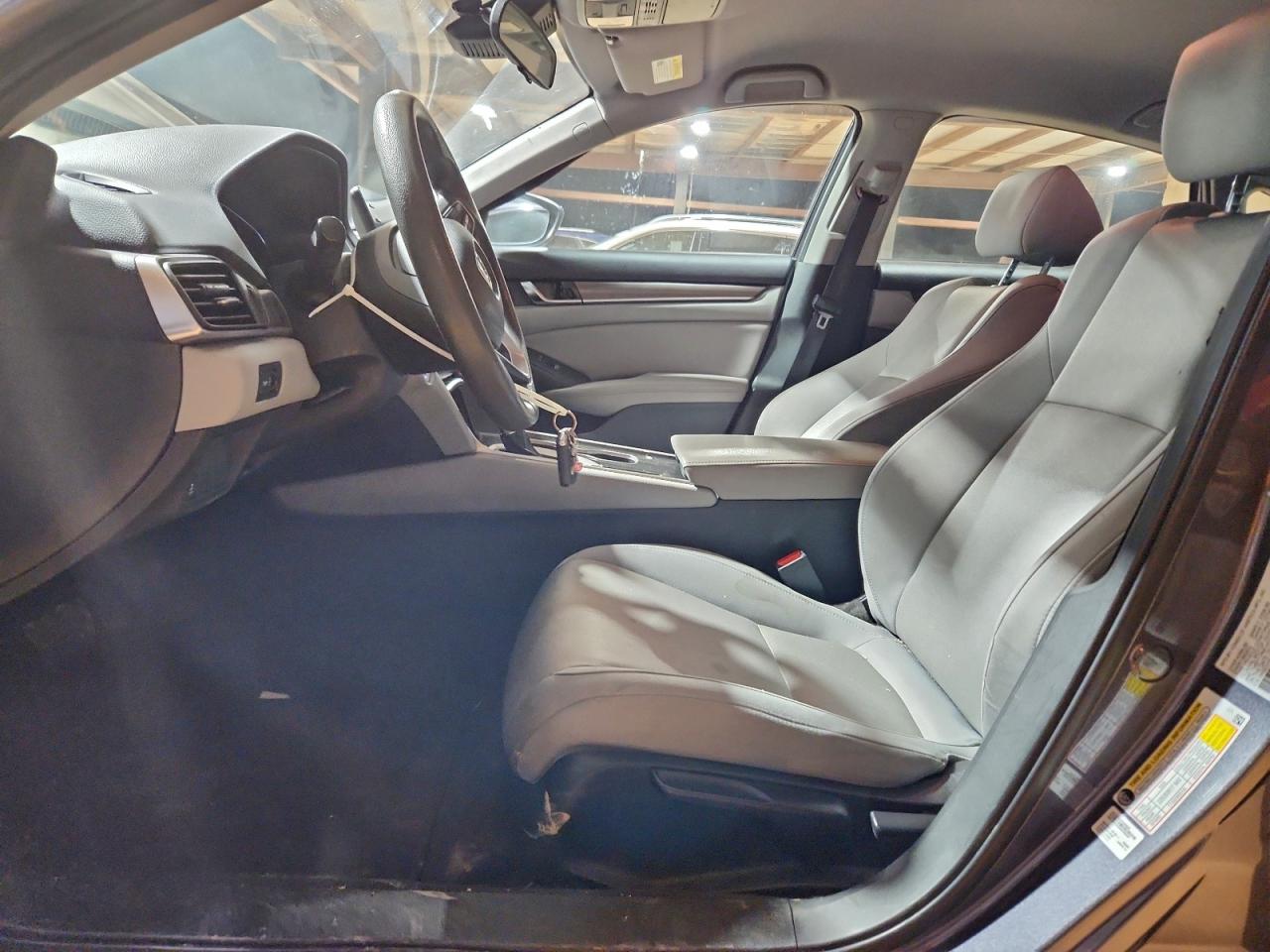 Honda Accord Lx Image 12