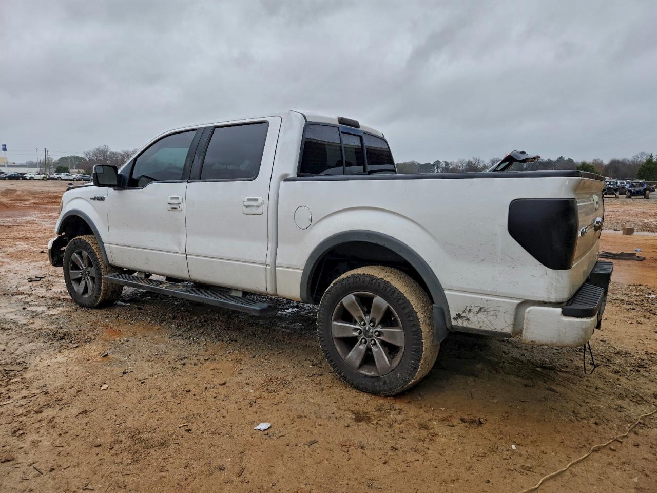 Ford F-150 Supercrew Image 2