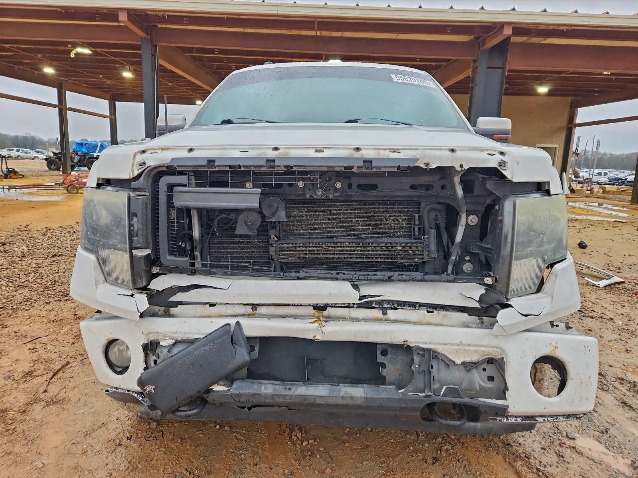 Ford F-150 Supercrew Image 7