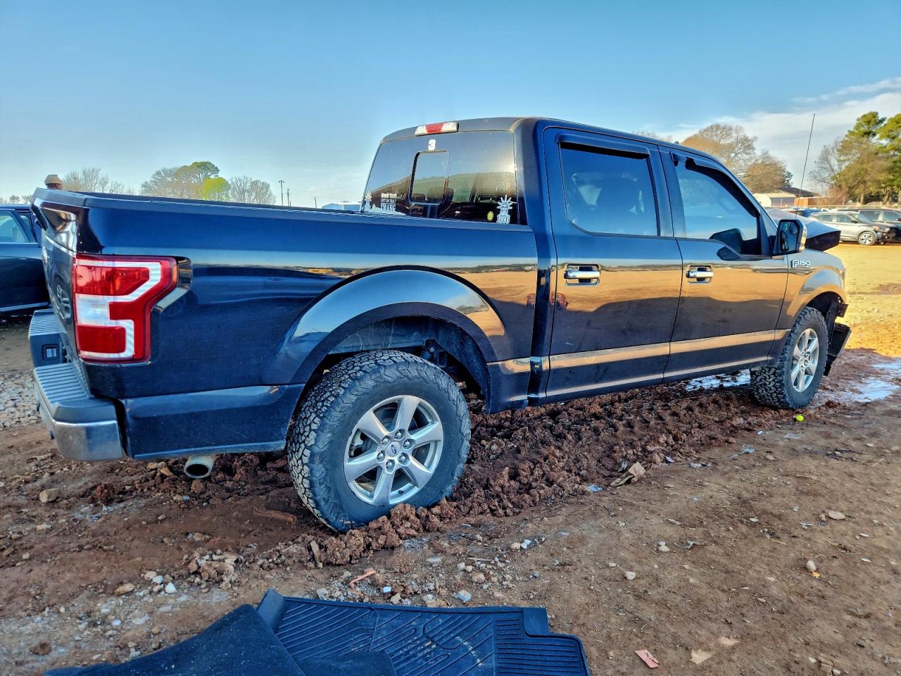 Ford F-150 Supercrew Image 11