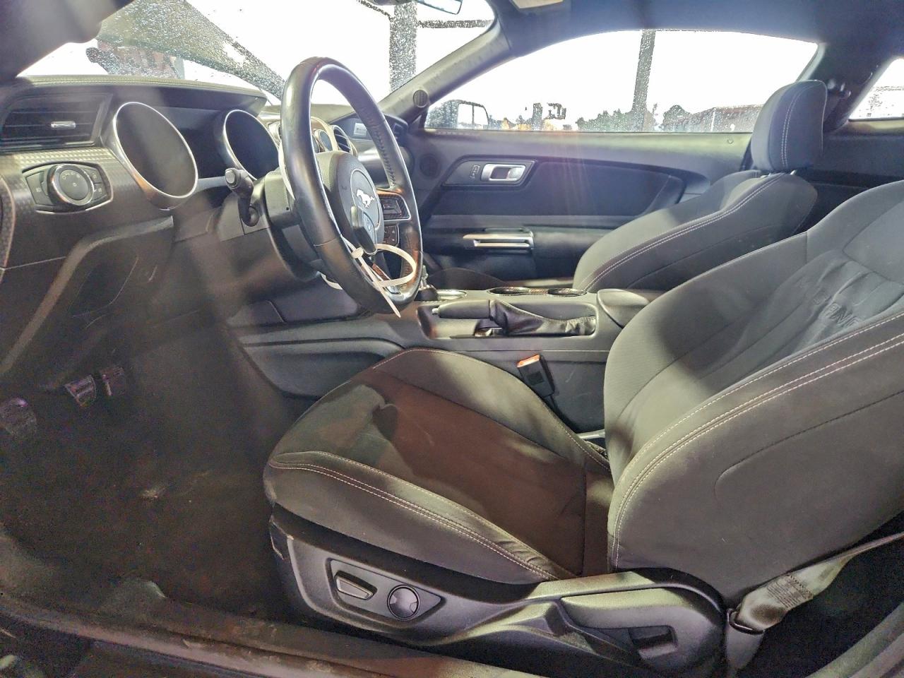 Ford Mustang Gt Image 6