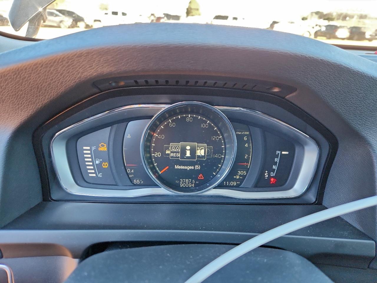 Volvo S60 Platinum Image 11