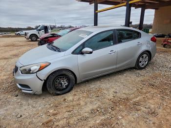  Salvage Kia Forte