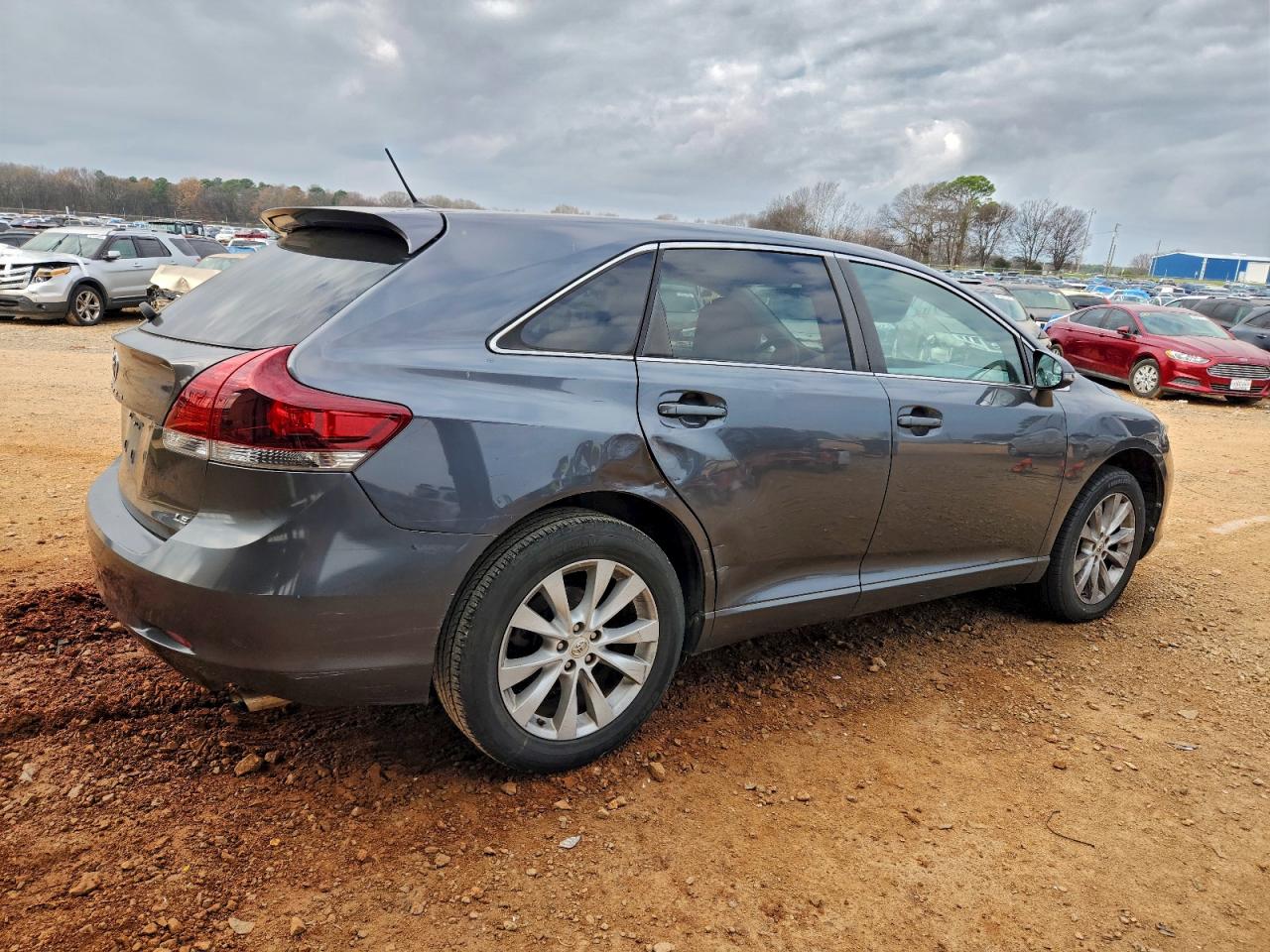 Toyota Venza Le Image 2