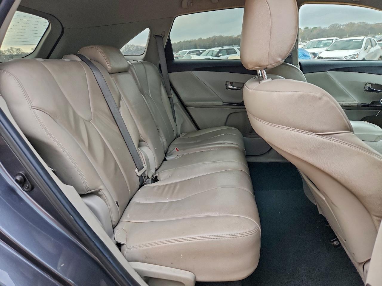 Toyota Venza Le Image 13