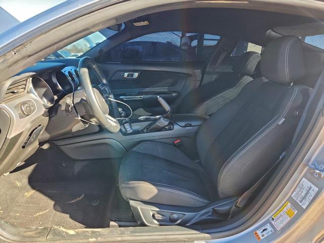 Ford Mustang Gt Image 4