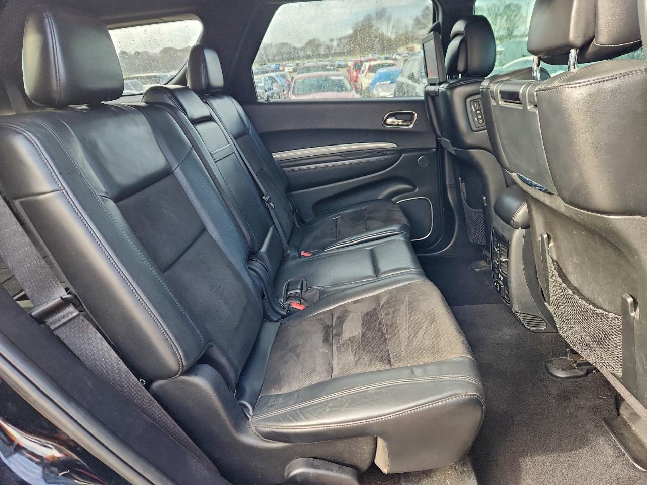 Dodge Durango R/t Image 12