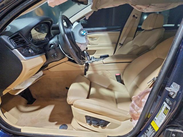BMW 5 Series Xi Image 11