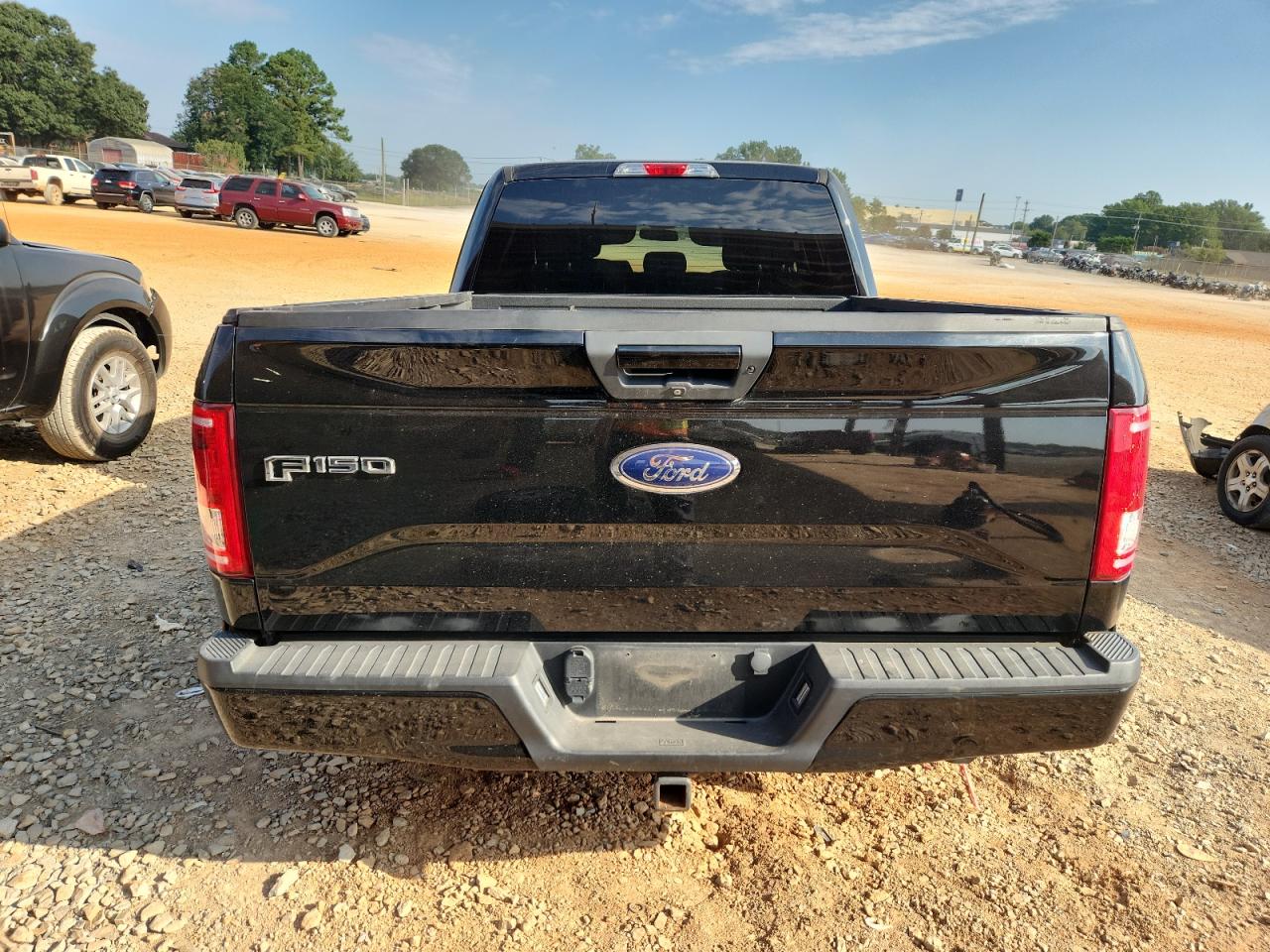 Ford F-150 Supercrew Image 12