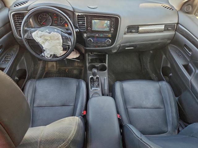 Mitsubishi Outlander Se Image 7