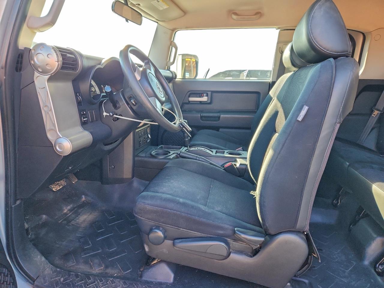 Toyota FJ Cruiser Image 4