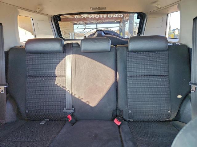 Toyota FJ Cruiser Image 14