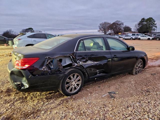 Toyota Avalon Xl Image 3