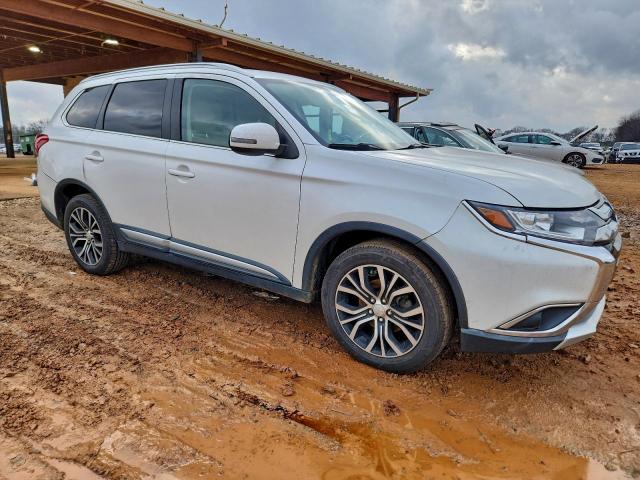 Mitsubishi Outlander Se Image 9