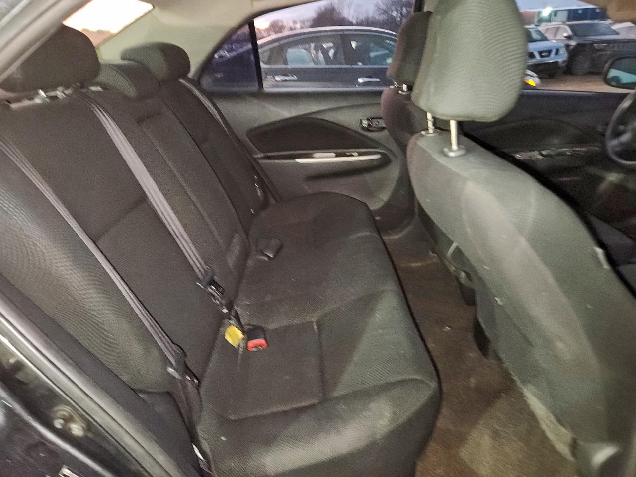 Toyota Yaris Image 11