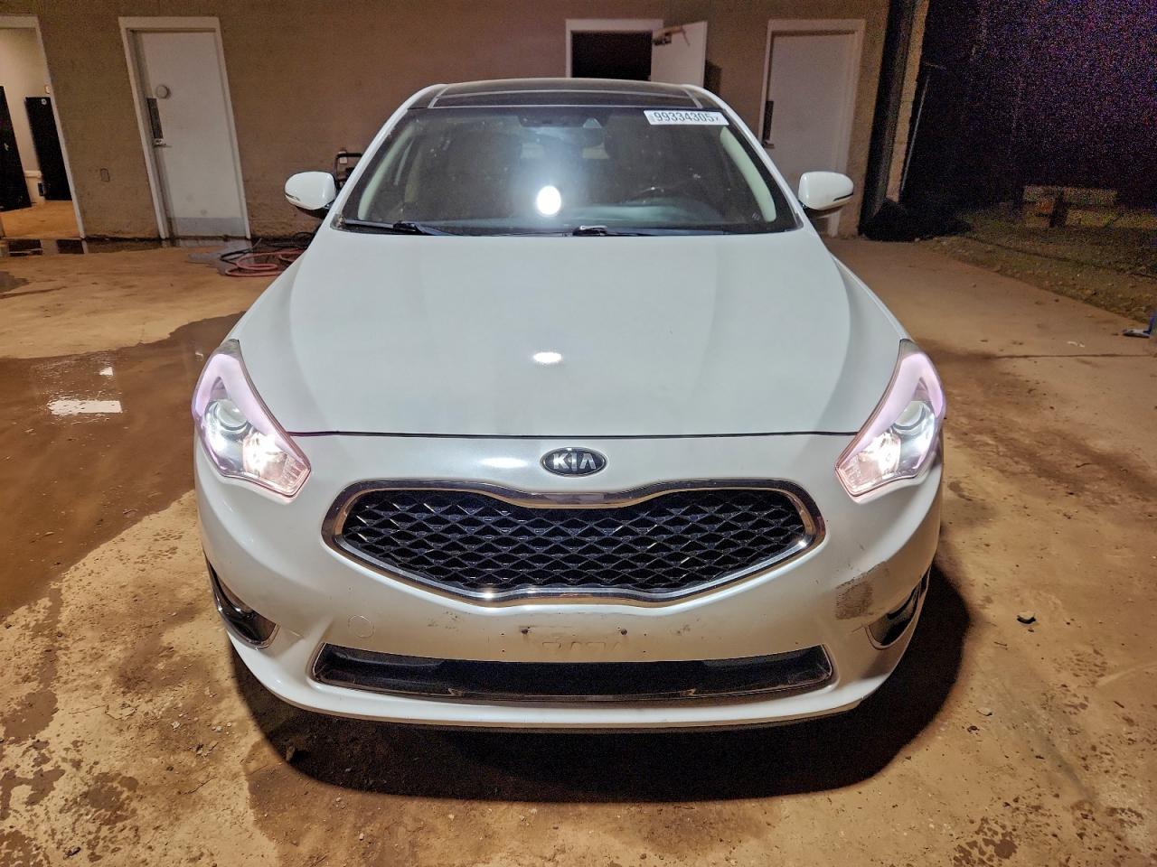 Kia Cadenza Premium Image 5
