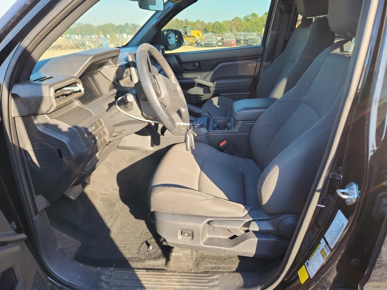 Toyota Tacoma Double Cab Image 11