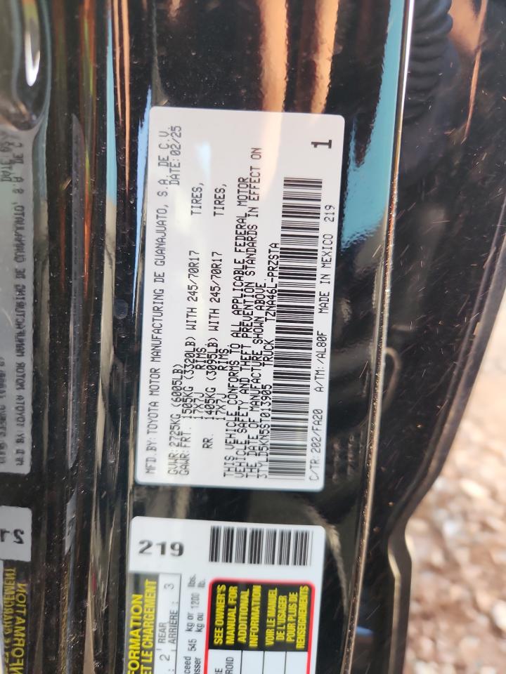 Toyota Tacoma Double Cab Image 10