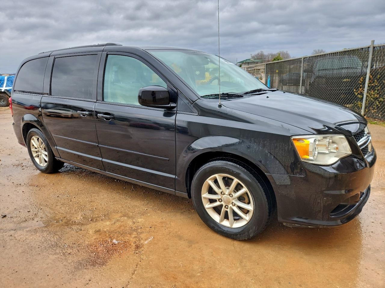 Dodge Caravan Sxt Image 4