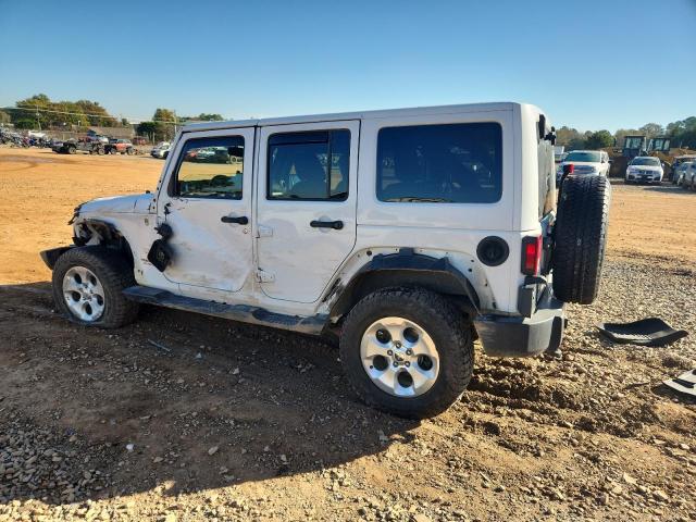 Jeep Wrangler Sahara Image 2