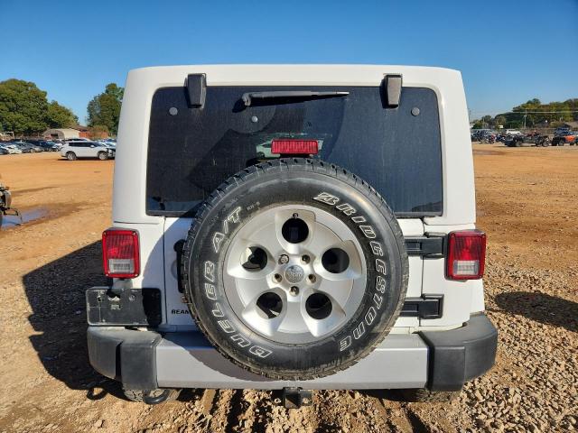 Jeep Wrangler Sahara Image 5
