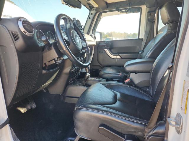 Jeep Wrangler Sahara Image 4