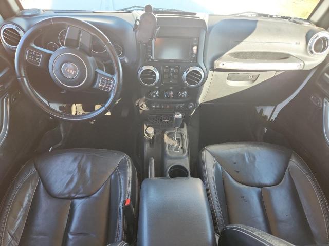 Jeep Wrangler Sahara Image 11