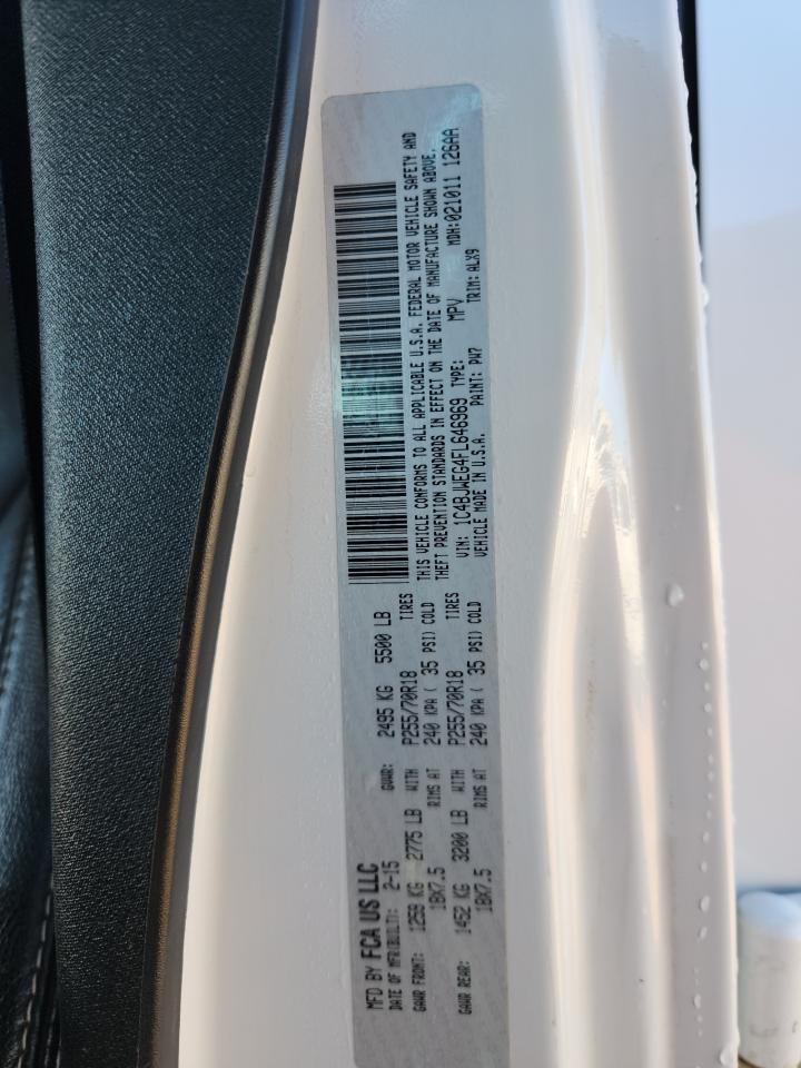 Jeep Wrangler Sahara Image 6