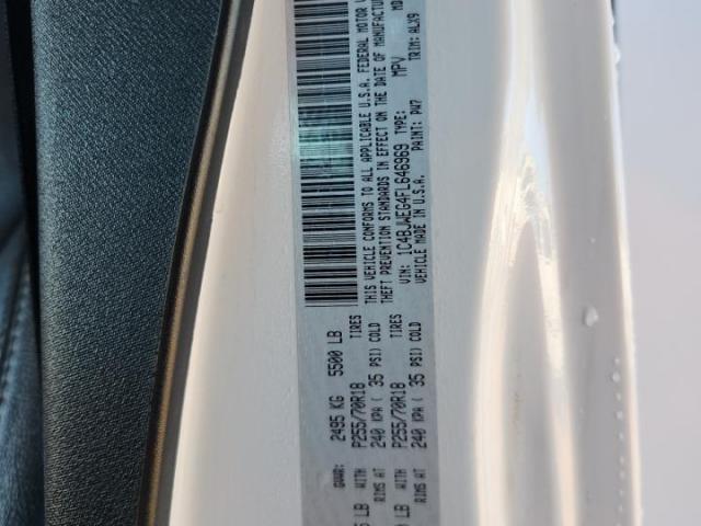 Jeep Wrangler Sahara Image 6