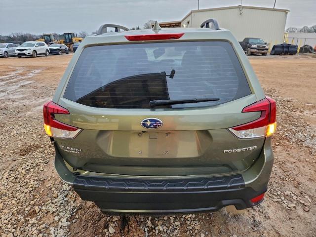 Subaru Forester Image 12