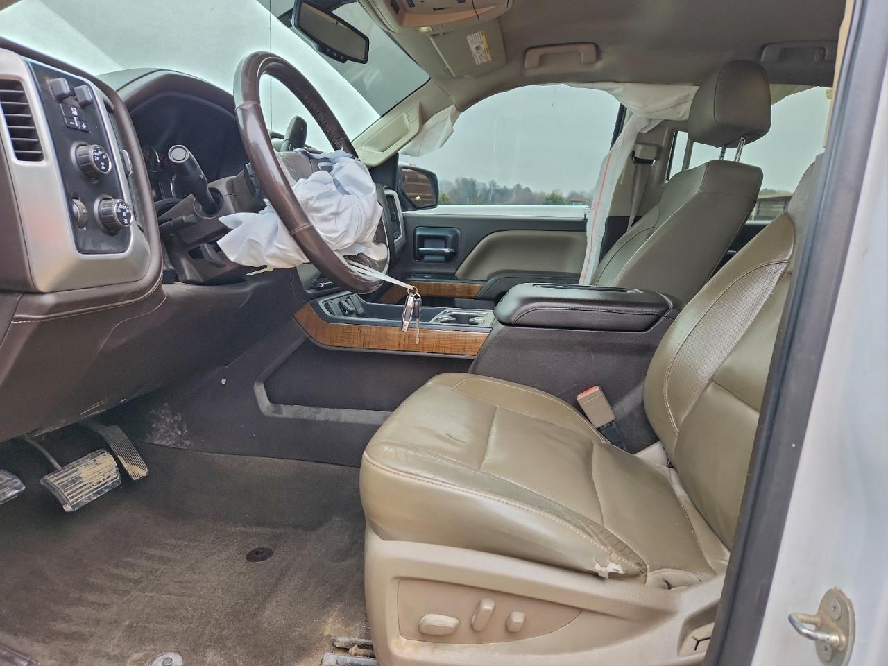 GMC Sierra K1500 Slt Image 3