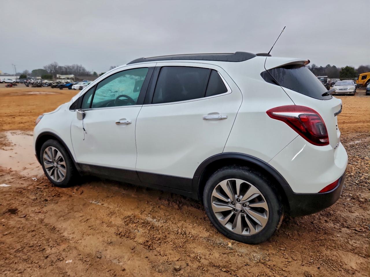 Buick Encore Preferred Image 2