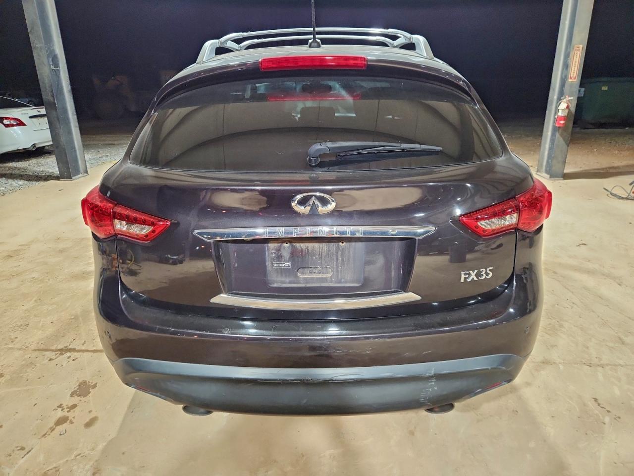 INFINITI Fx Image 2