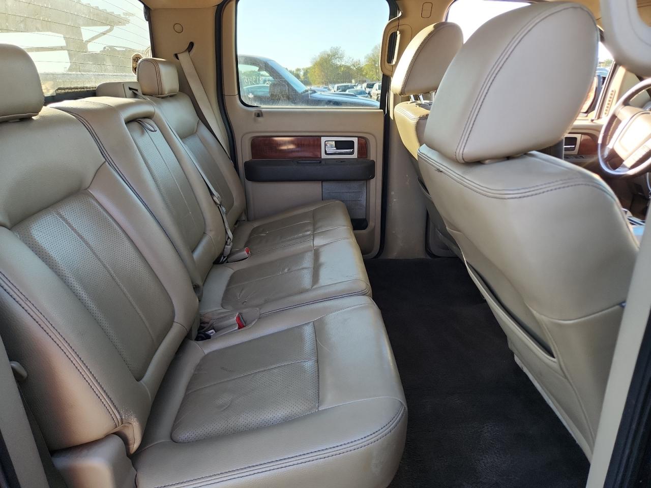 Ford F-150 Supercrew Image 5