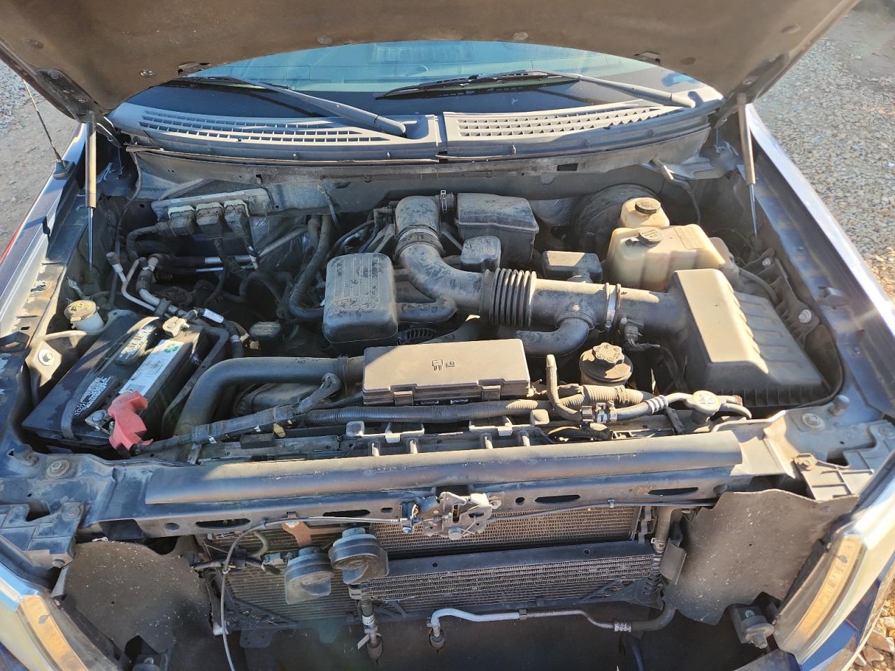 Ford F-150 Supercrew Image 12