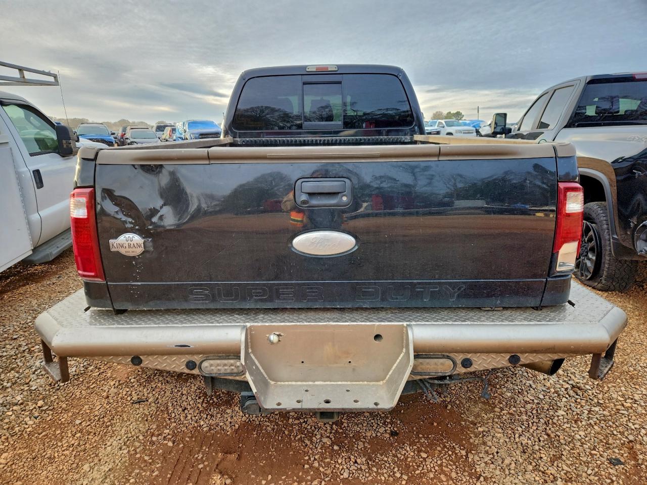 Ford F-350 Super Duty Image 13