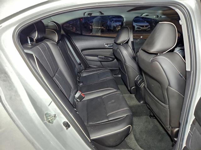 Acura TLX Tech Image 12