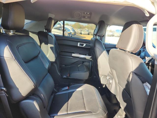 Ford Explorer Xlt Image 6