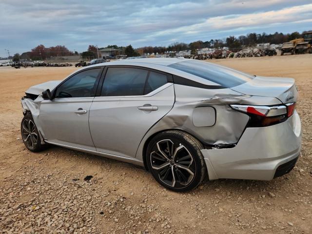 Nissan Altima Sr Image 6