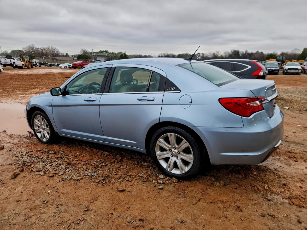 Chrysler 200 Touring Image 5