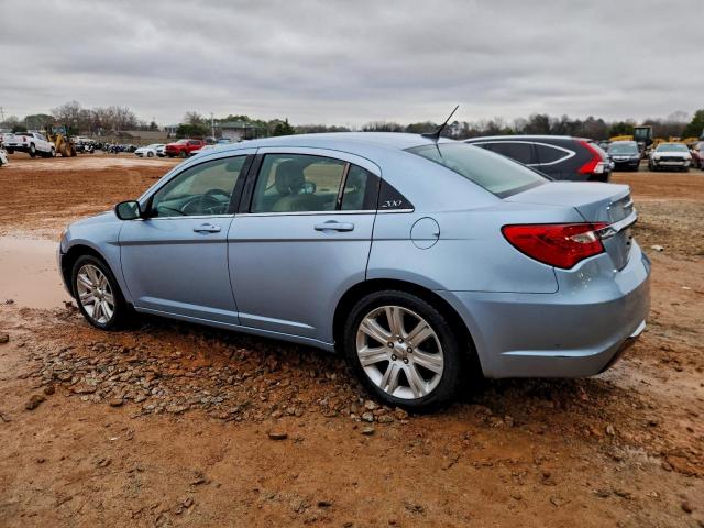 Chrysler 200 Touring Image 5