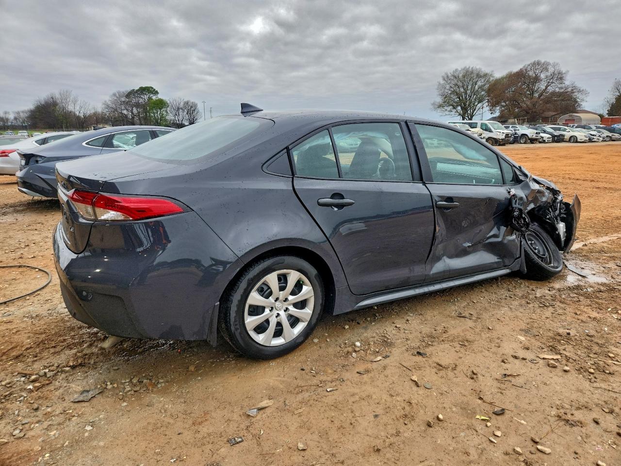 Toyota Corolla Le Image 4