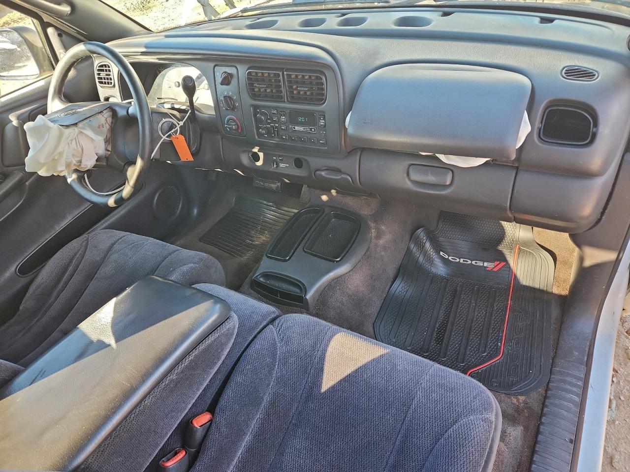 Dodge Dakota Image 10