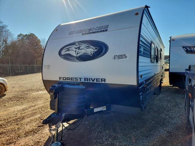 Cherokee Grey Wolf Image 10