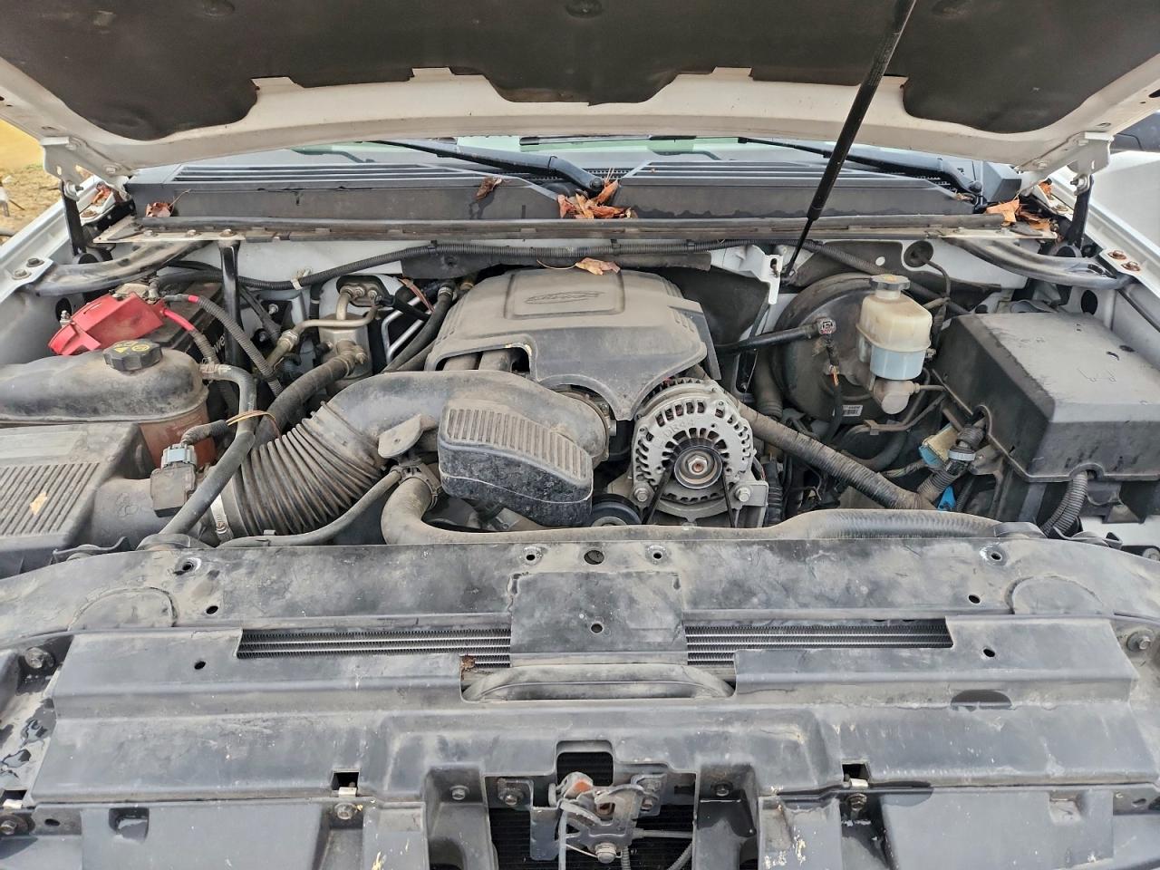 GMC Yukon C1500 Slt Image 7