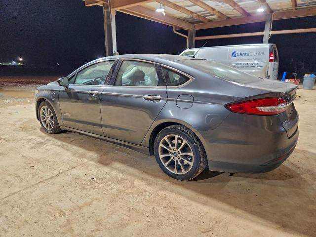 Ford Fusion Se Phev Image 11